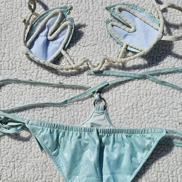 Embellished Light Blue Rave Set - Picture 8 of 8